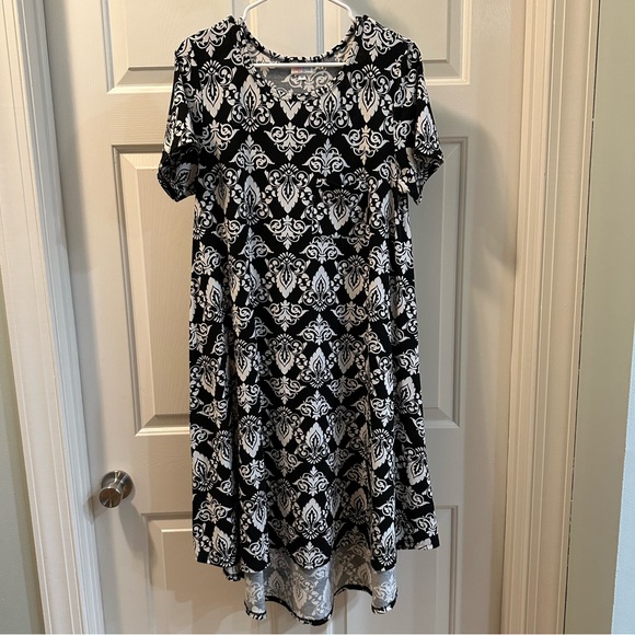 Lularoe Carly Dress - Picture 1 of 4